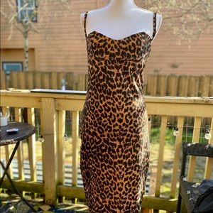 Sexy fitted NWT leopard print midi dress